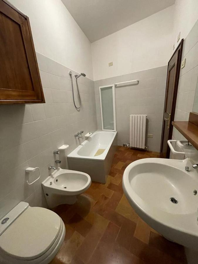Appartement Casa Dei Lecci à Foligno Extérieur photo