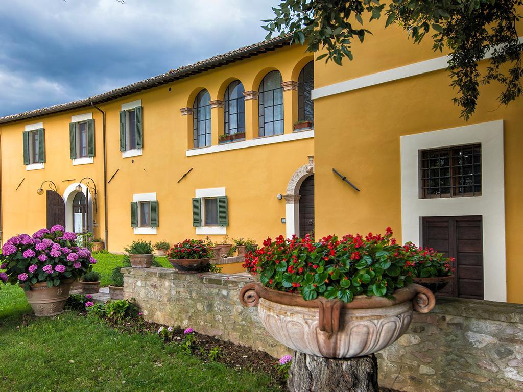 Appartement Casa Dei Lecci à Foligno Extérieur photo