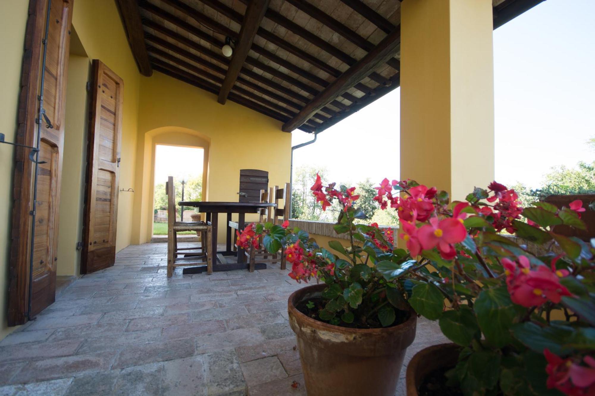 Appartement Casa Dei Lecci à Foligno Extérieur photo