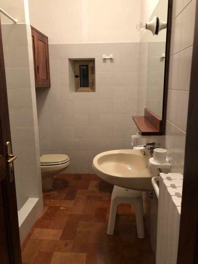 Appartement Casa Dei Lecci à Foligno Extérieur photo