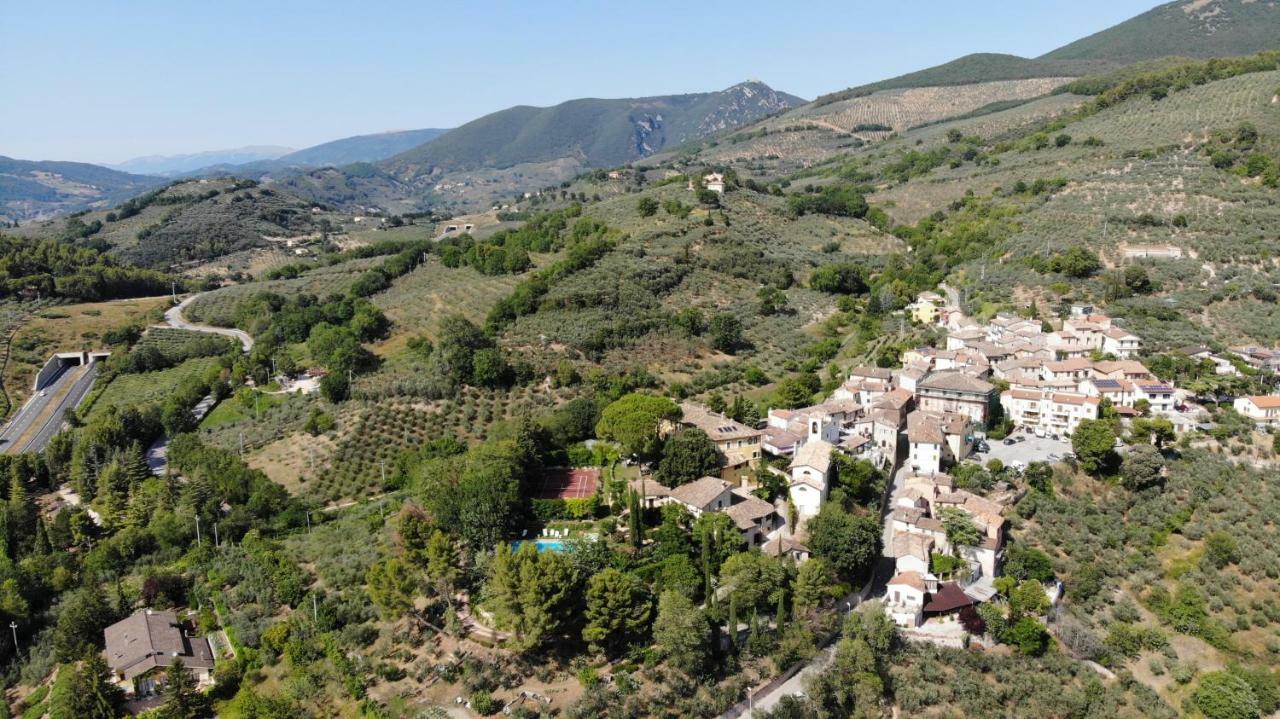 Appartement Casa Dei Lecci à Foligno Extérieur photo